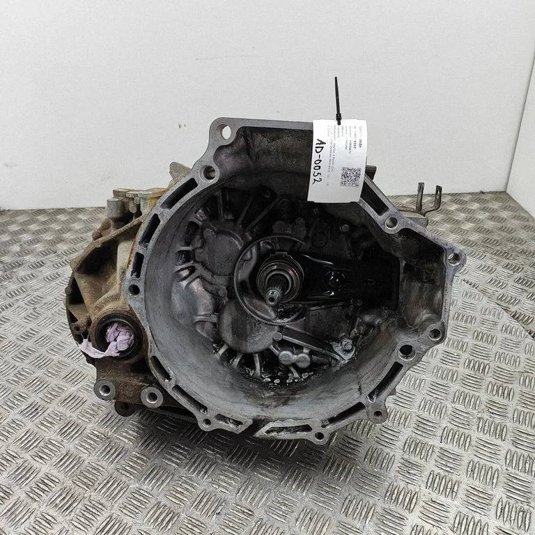 Mechaninė 6 pavarų dėžė