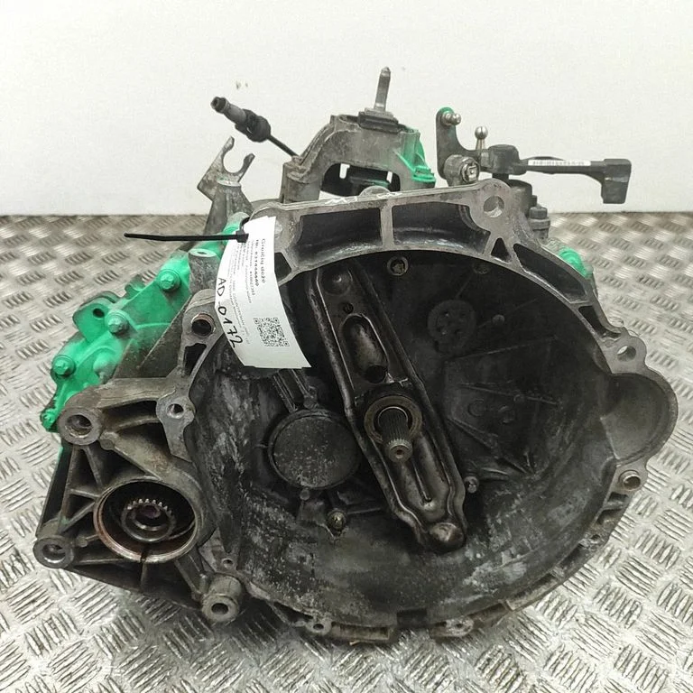 Mechaninė 6 pavarų dėžė