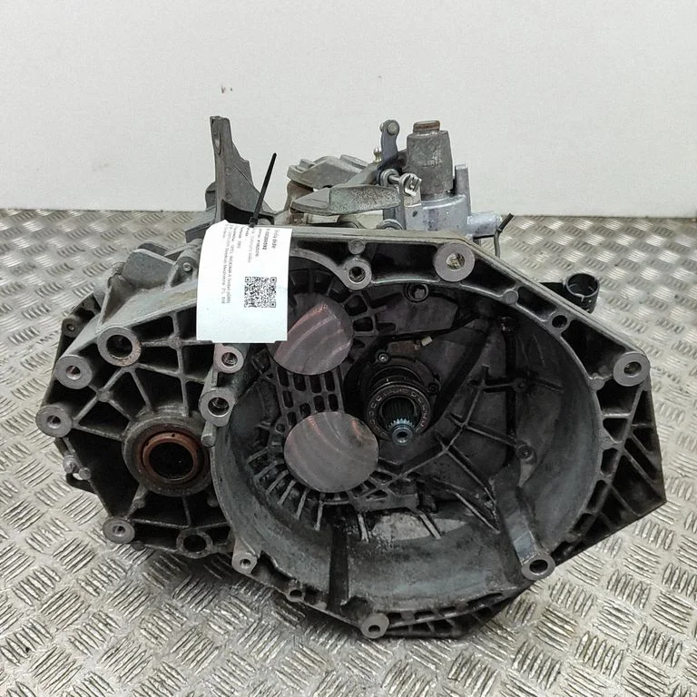 Mechaninė 6 pavarų dėžė