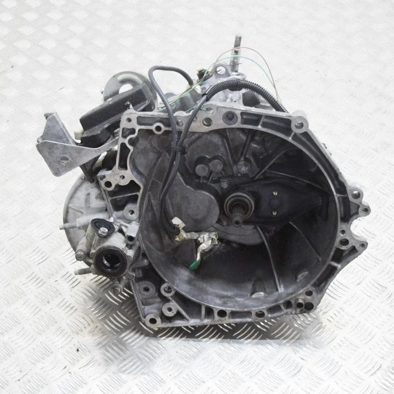 Mechaninė 6 pavarų dėžė