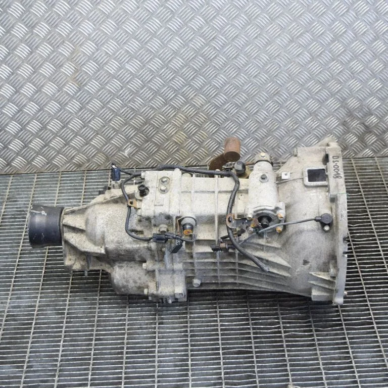 Mechaninė 6 pavarų dėžė