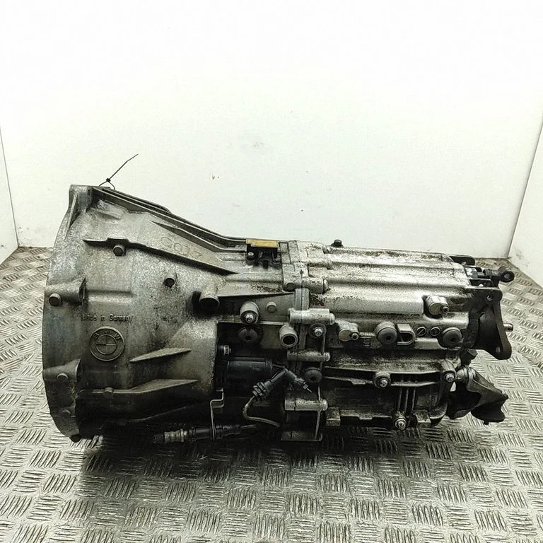 Mechaninė 6 pavarų dėžė