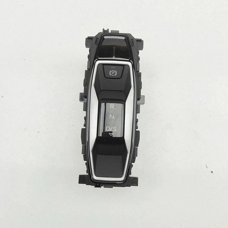 Pavarų perjungimo mechanizmas (kulisa)