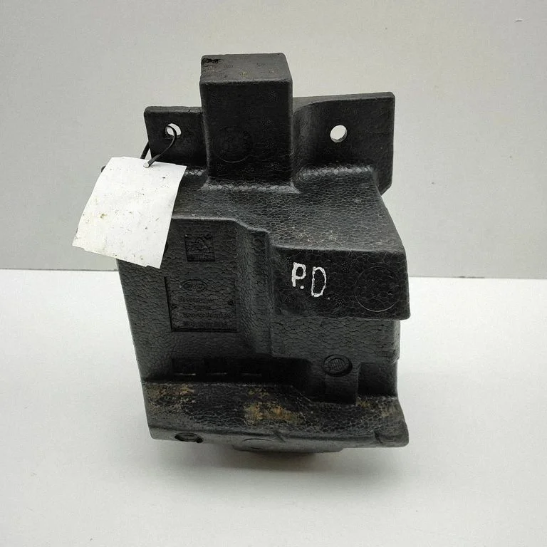 Putoplastas priekinio bamperio