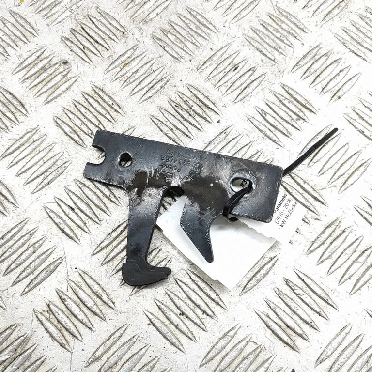 Kilpa variklio dangčio spynos