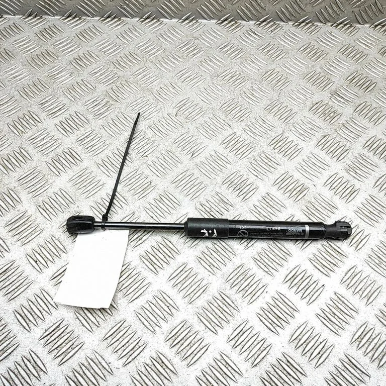 Amortizatorius variklio dangčio