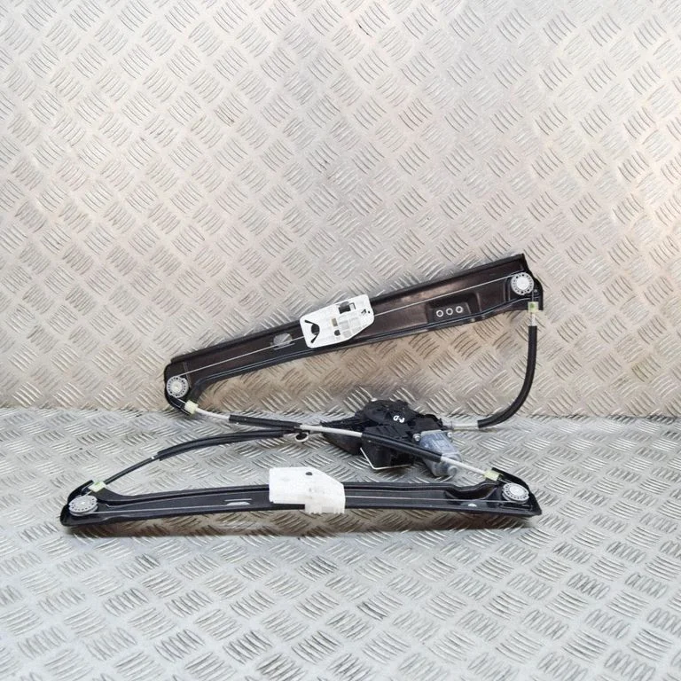 Priekinio el. Lango pakėlimo mechanizmo komplektas