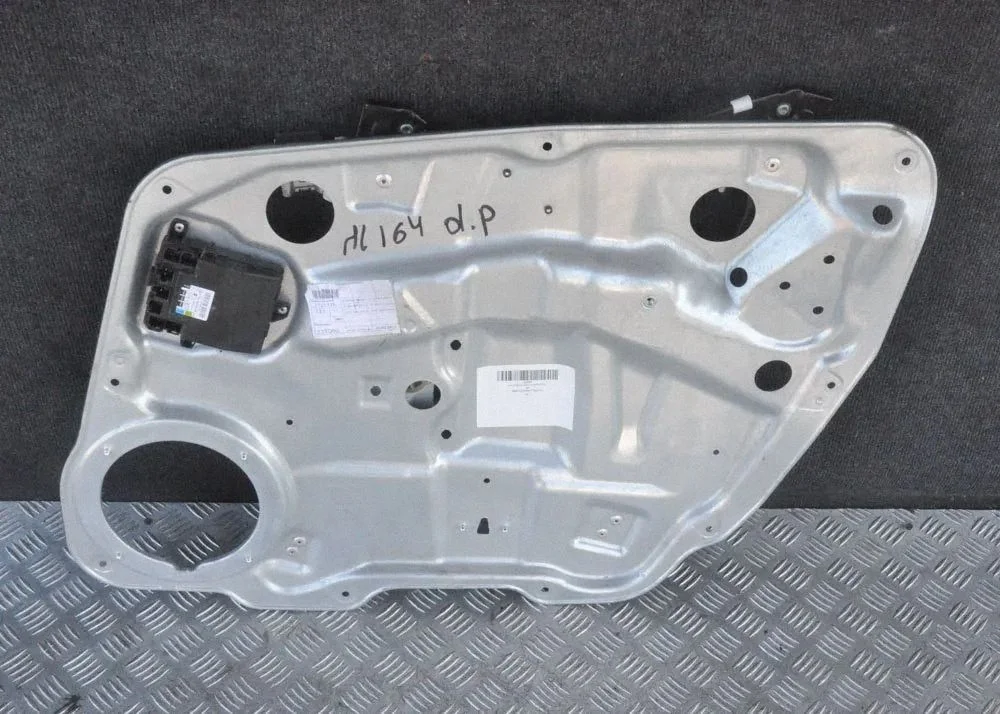 Priekinio el. Lango pakėlimo mechanizmo komplektas