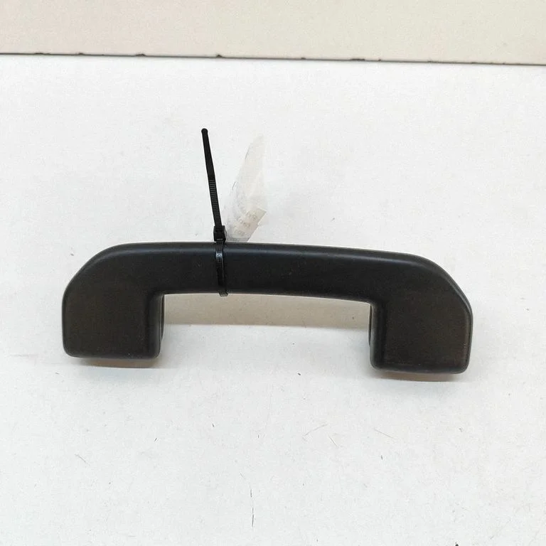 Rankenėlė priekinė
