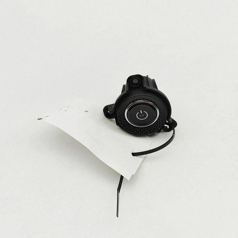 Automobilio užvedimo jungtukas