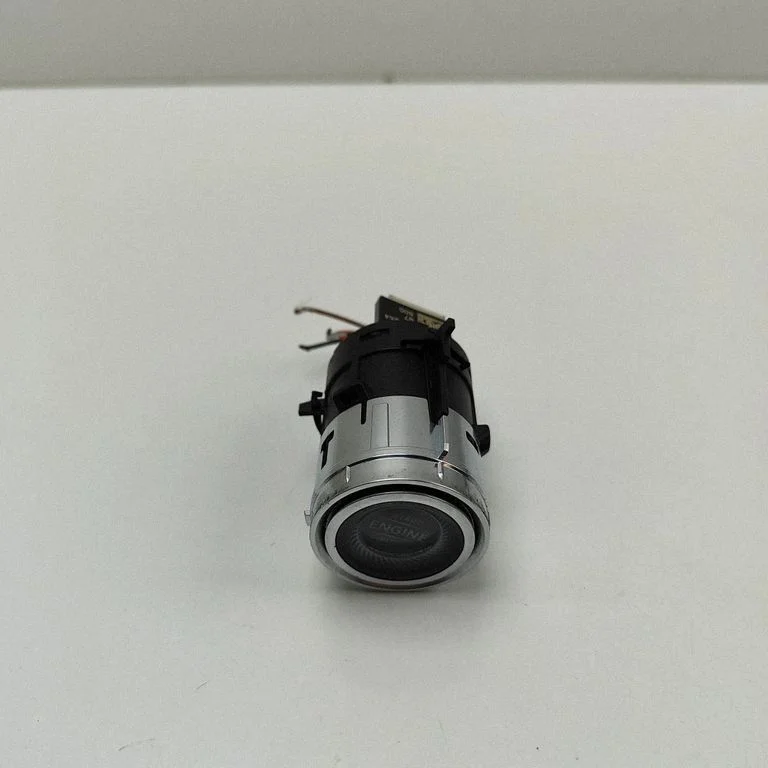 Automobilio užvedimo jungtukas