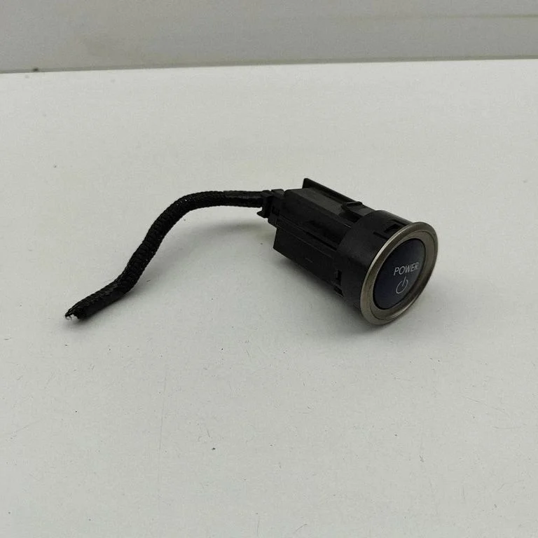 Automobilio užvedimo jungtukas