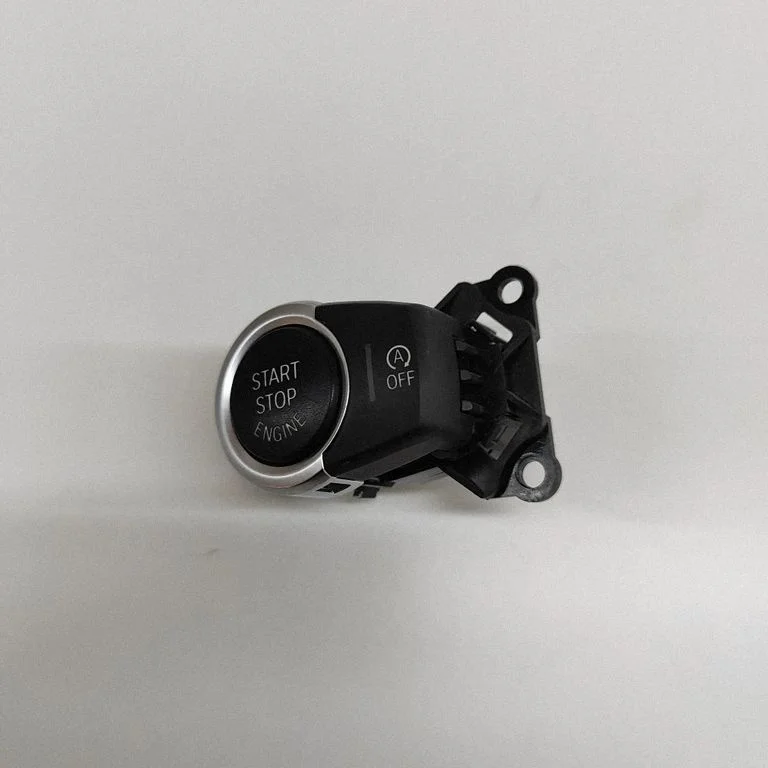 Automobilio užvedimo jungtukas