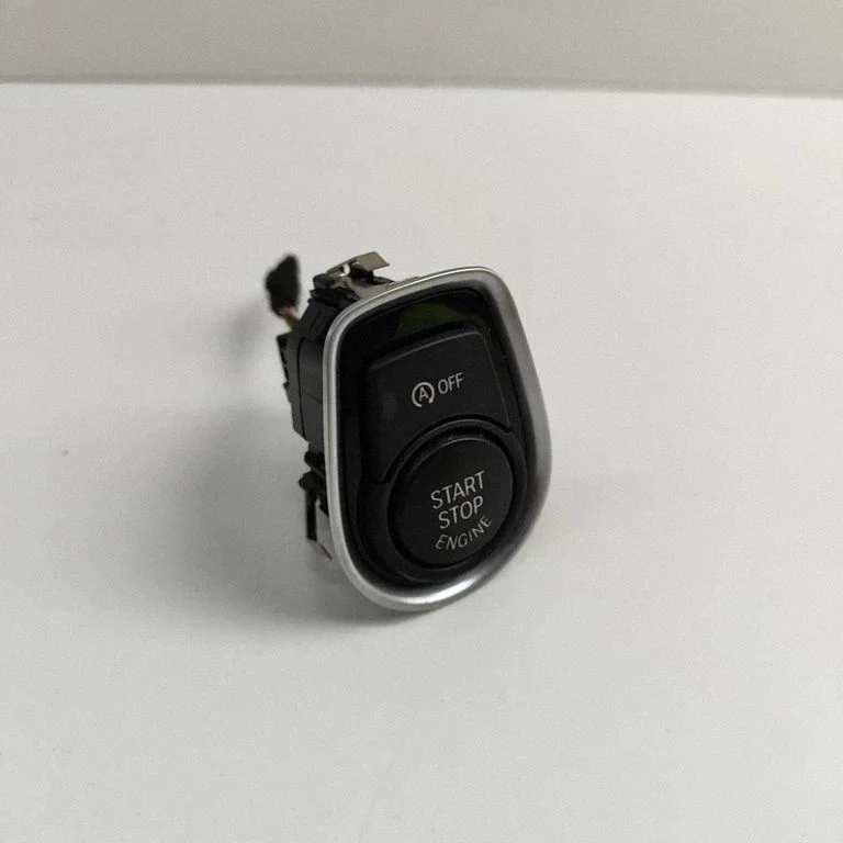 Automobilio užvedimo jungtukas