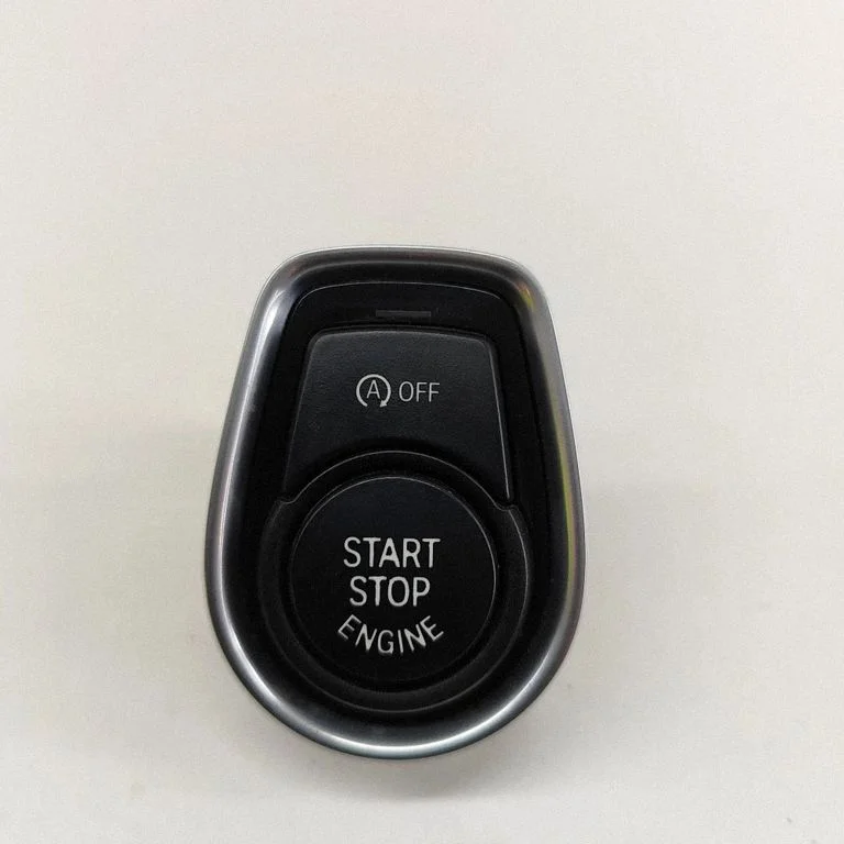 Automobilio užvedimo jungtukas