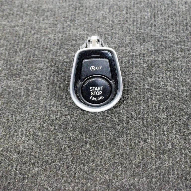 Automobilio užvedimo jungtukas