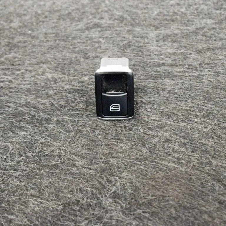 Elektrinių langų jungtukas