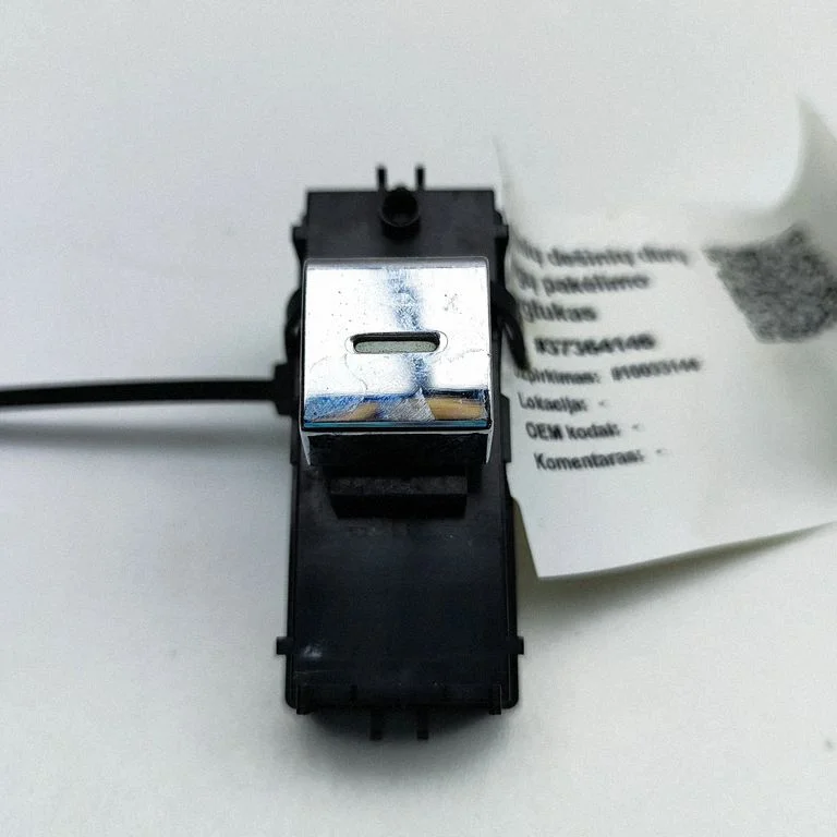 Elektrinių langų jungtukas