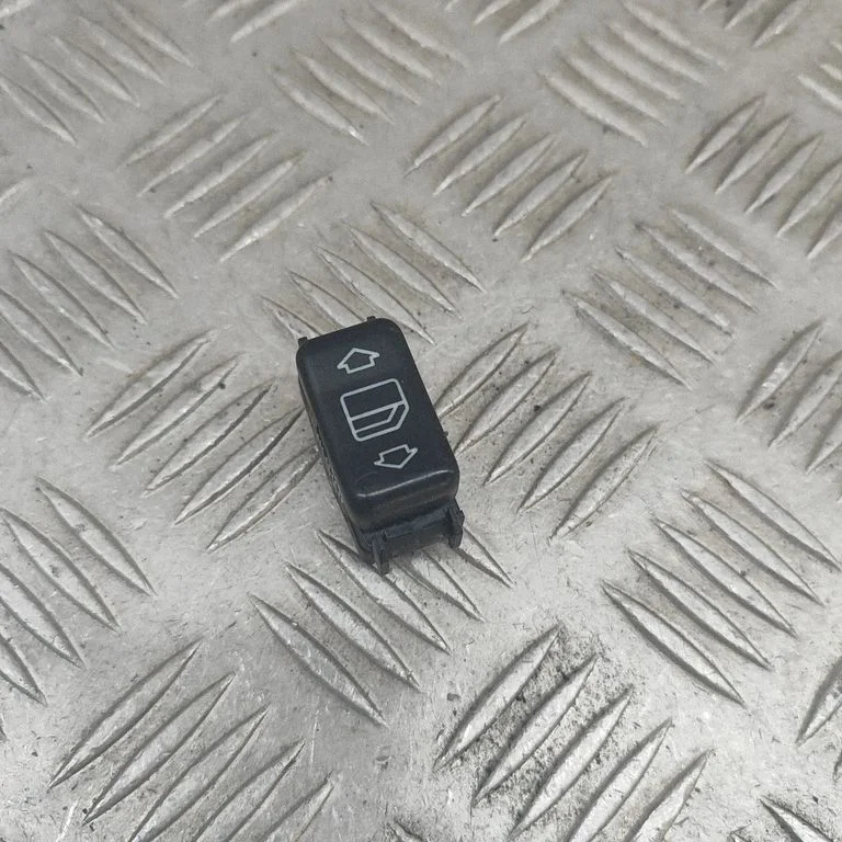 Elektrinių langų jungtukas