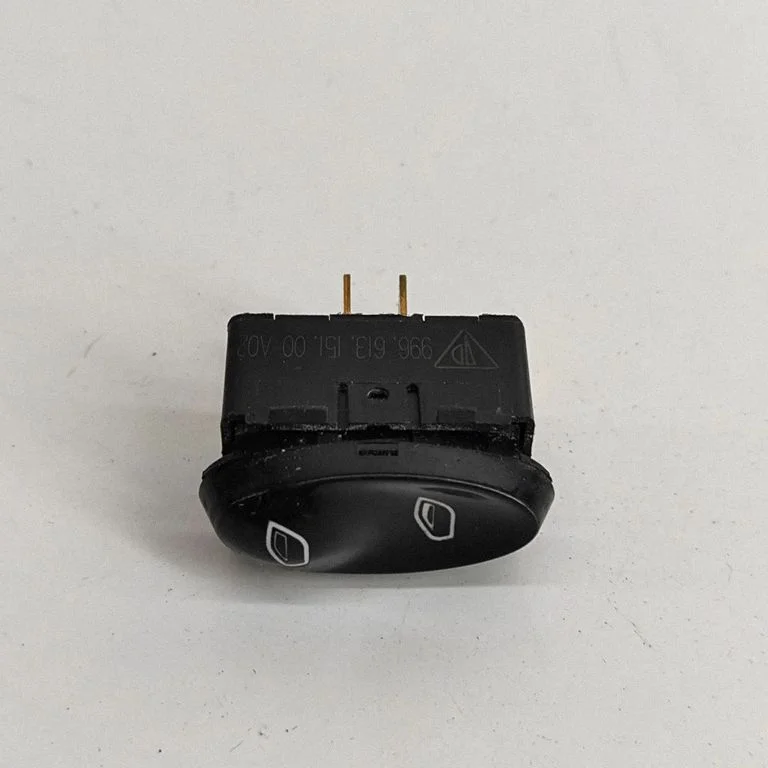 Elektrinių langų jungtukas