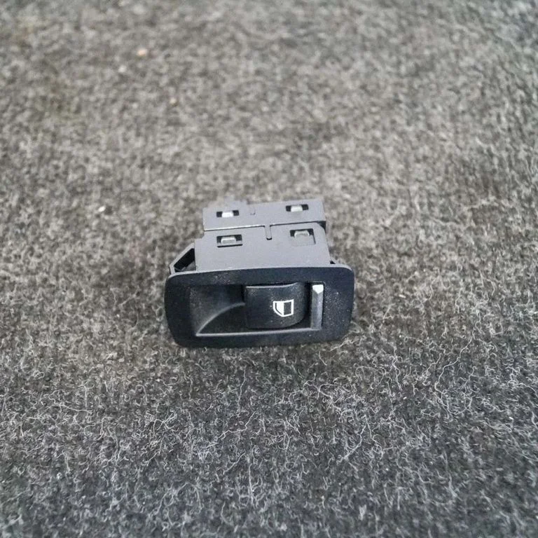 Elektrinių langų jungtukas