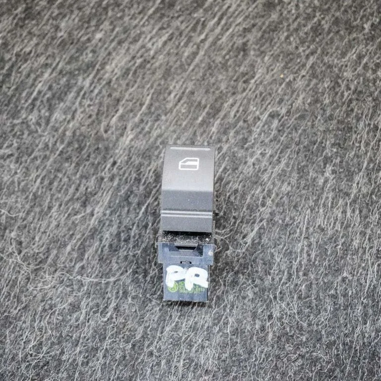 Elektrinių langų jungtukas