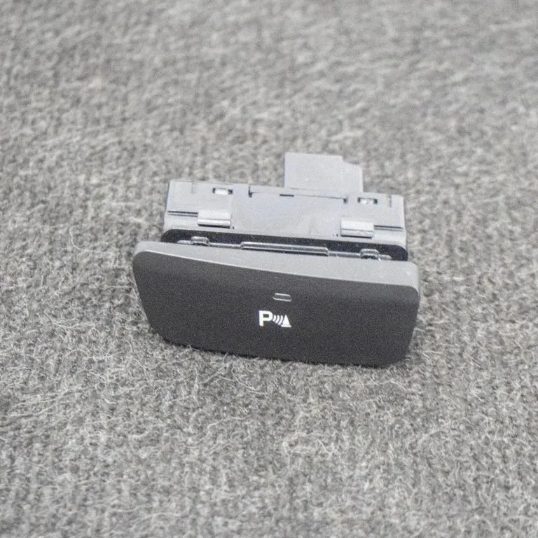 Kiti jungtukai/ rankenėlės/ perjungėjai