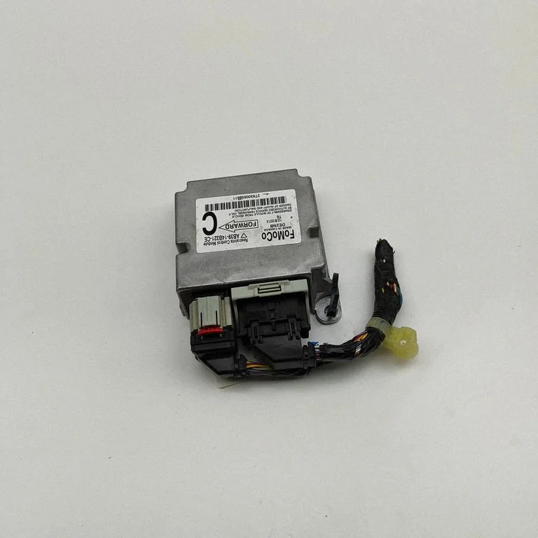 Oro pagalvių valdymo blokas