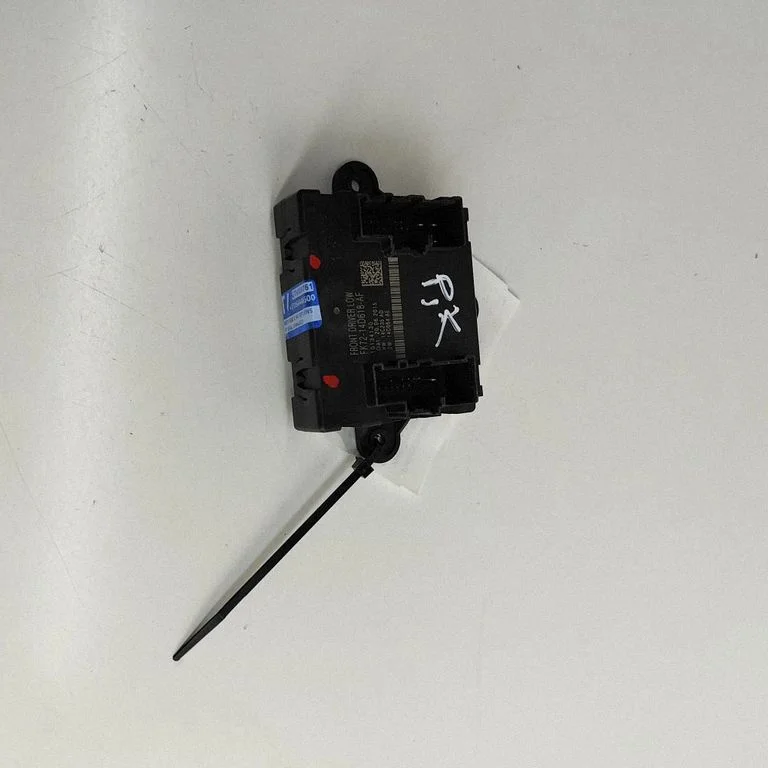 Durų elektronikos valdymo blokas