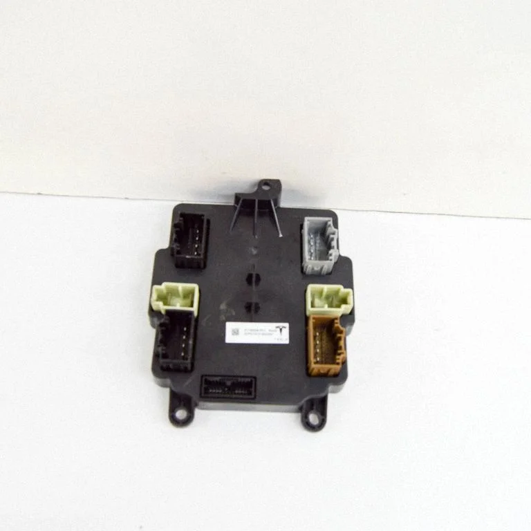 Durų elektronikos valdymo blokas
