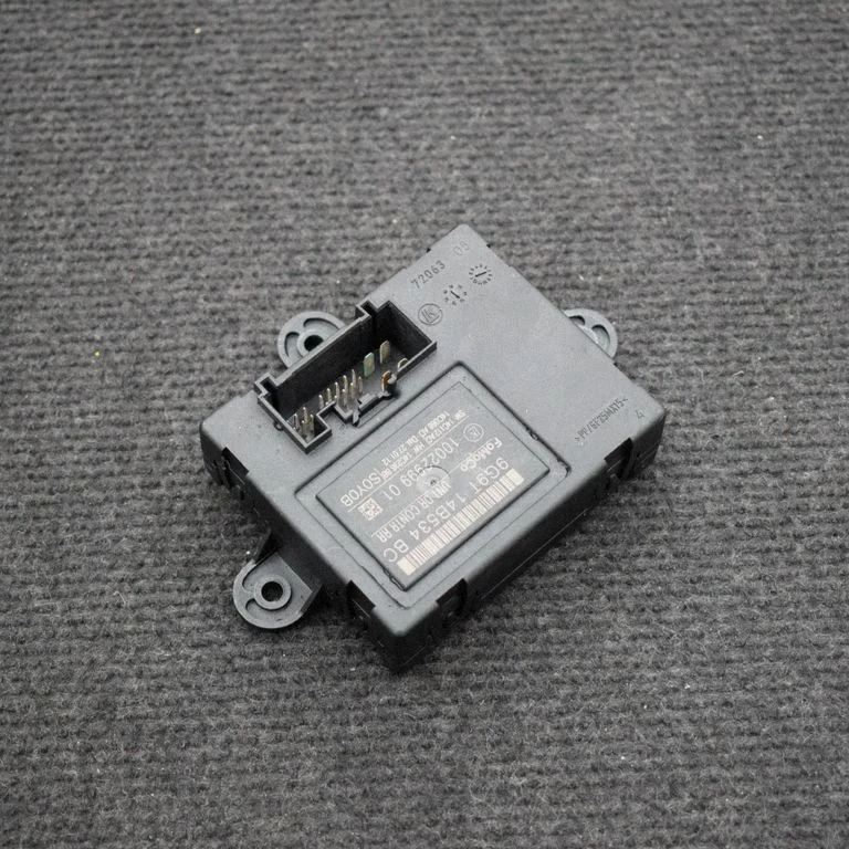 Durų elektronikos valdymo blokas