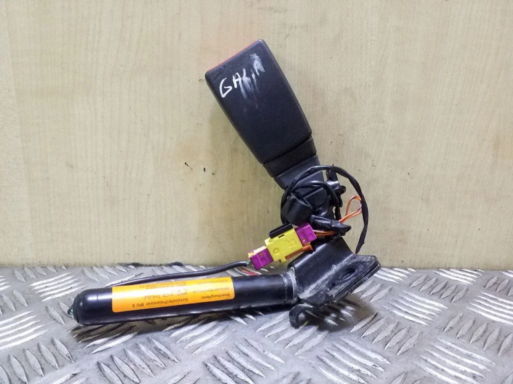 Sagtis diržo galine
