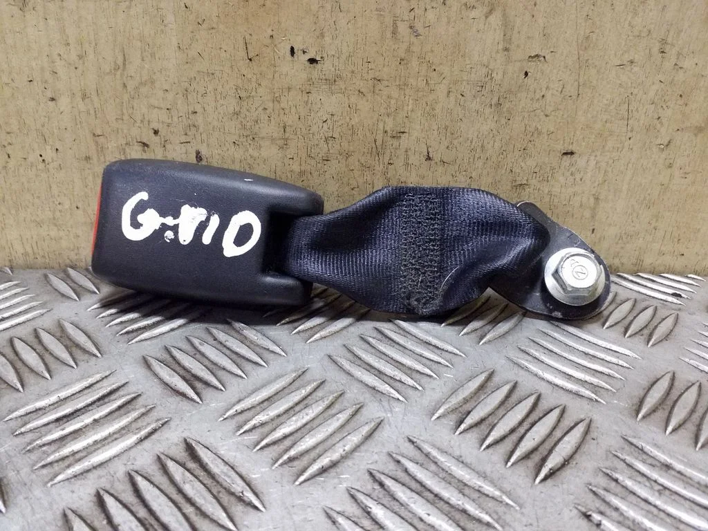 Sagtis diržo vidurinė (gale)