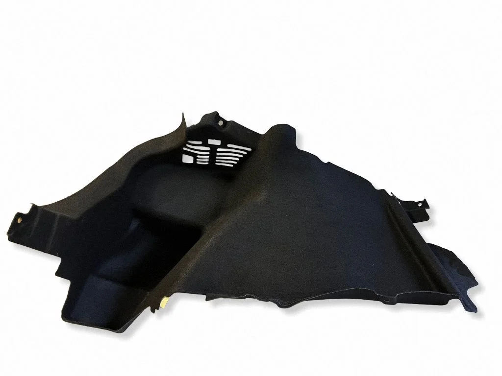 Apatinis, bagažinės šono, apdailos skydas