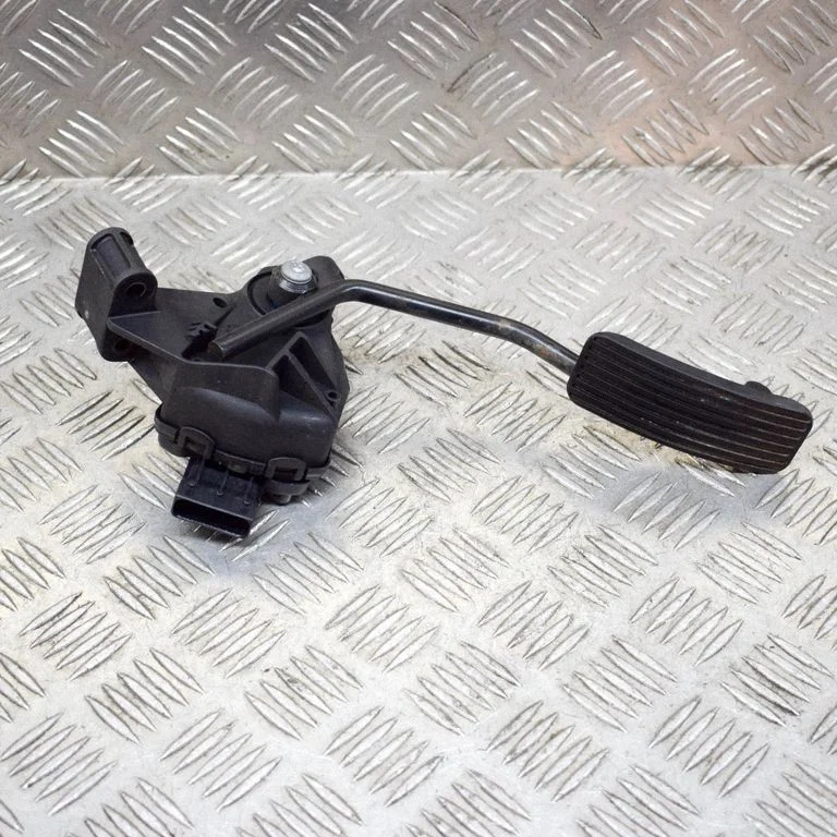 Akceleratoriaus pedalas