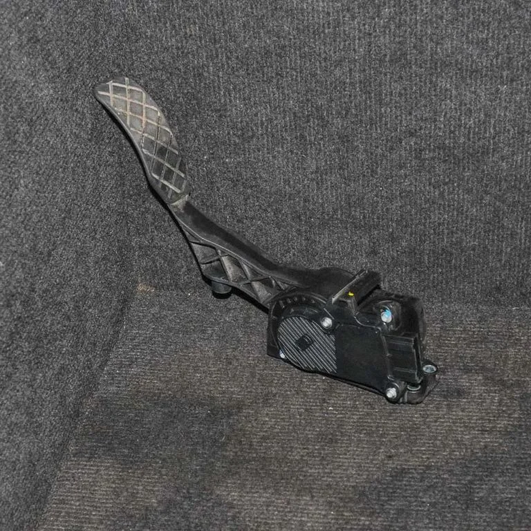 Akceleratoriaus pedalas