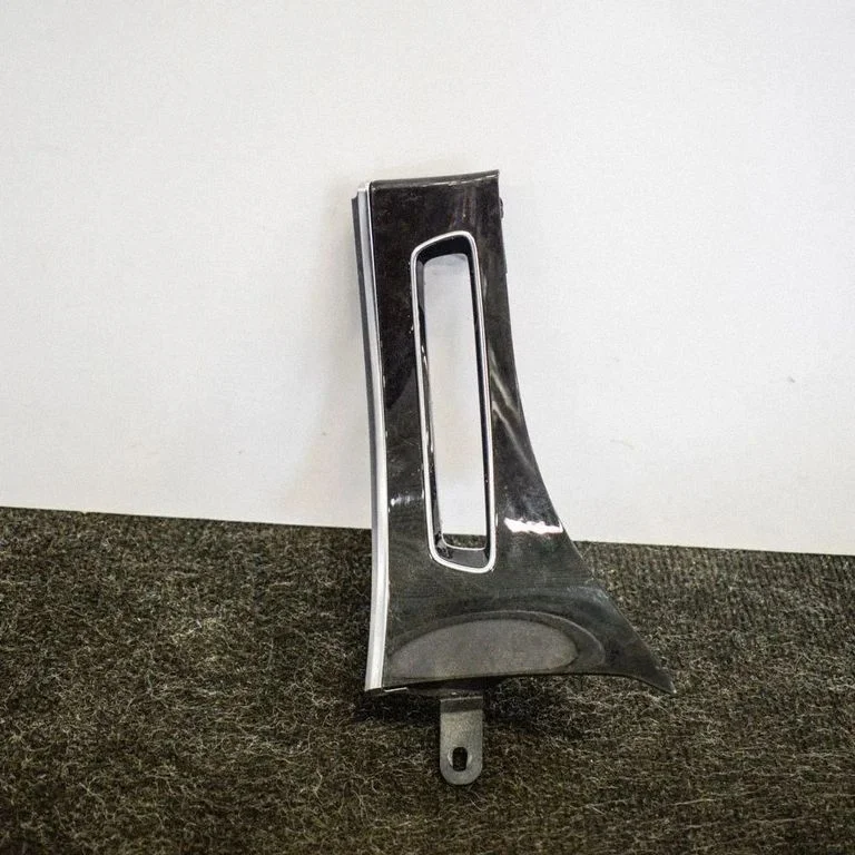Kita salono detalė