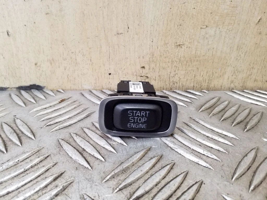 Automobilio užvedimo jungtukas