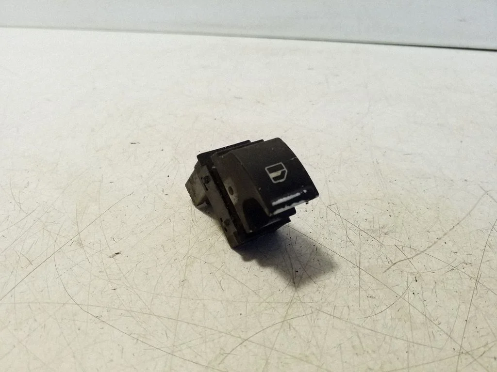 Elektrinių langų jungtukas