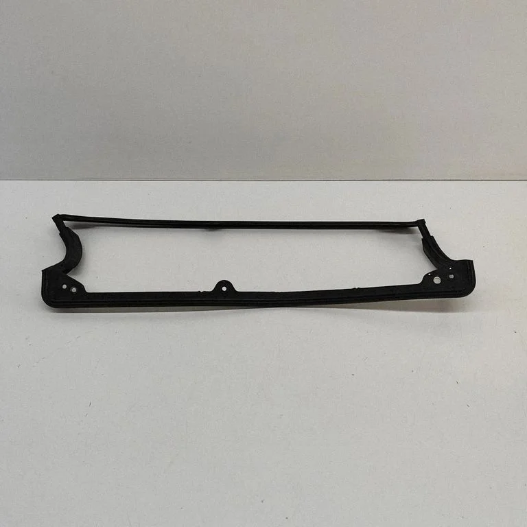 Kita variklio skyriaus detalė