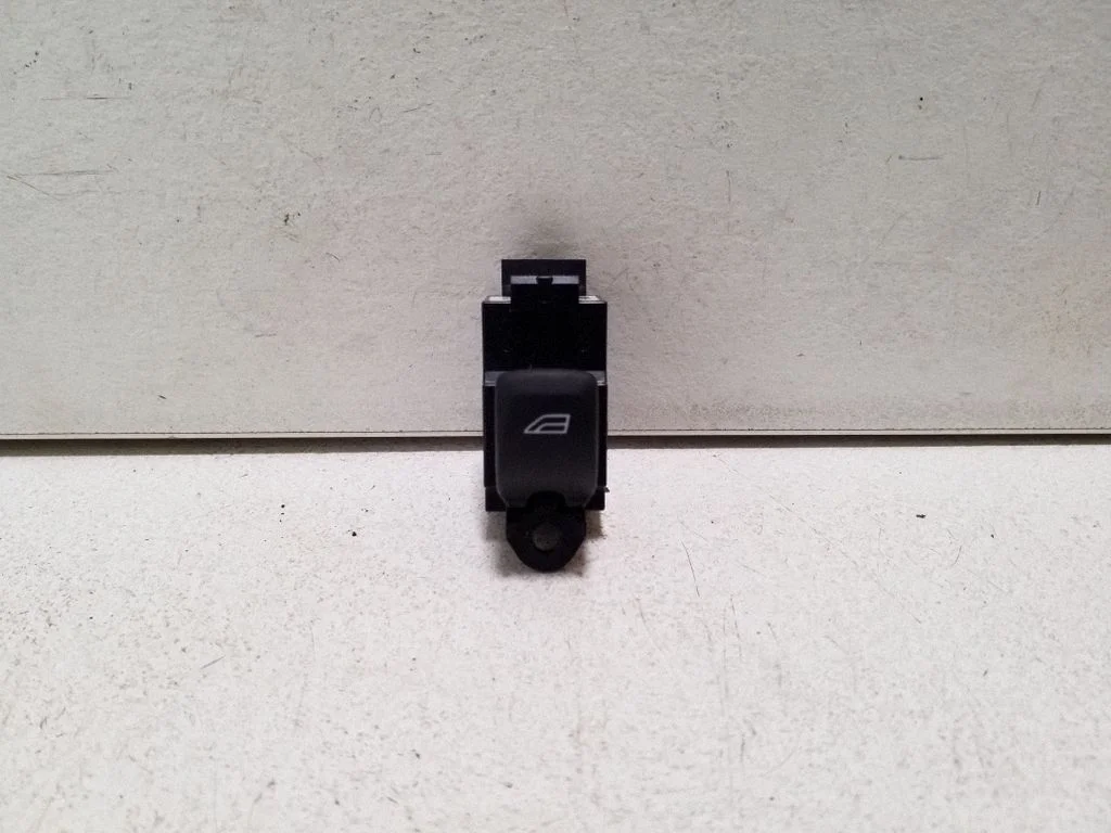 Elektrinių langų jungtukas