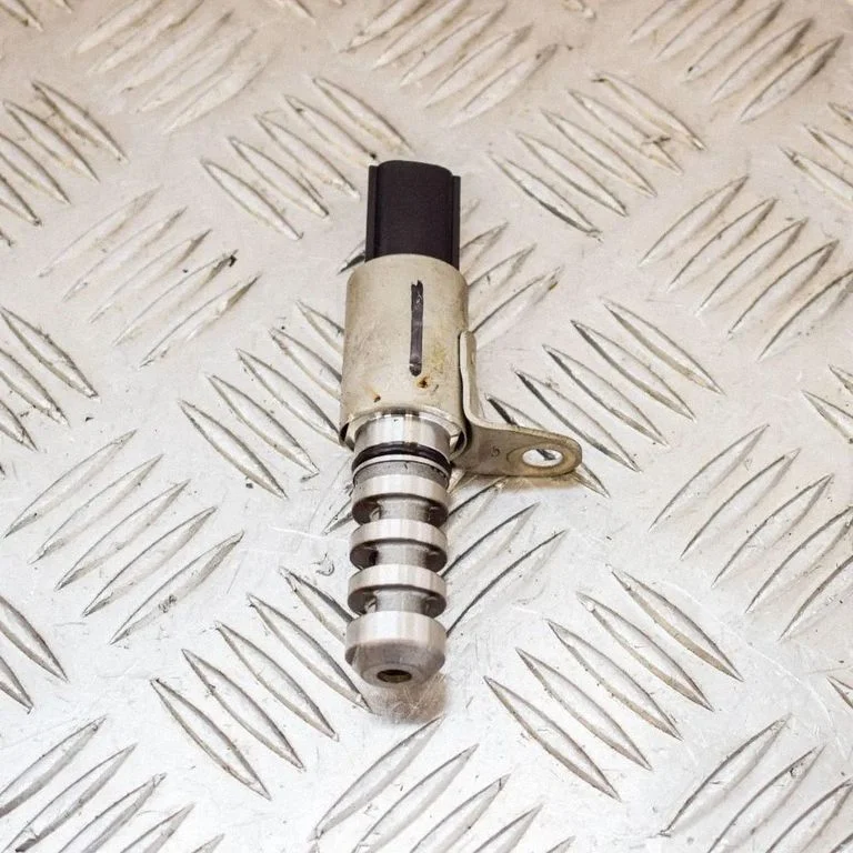 Kita variklio skyriaus detalė
