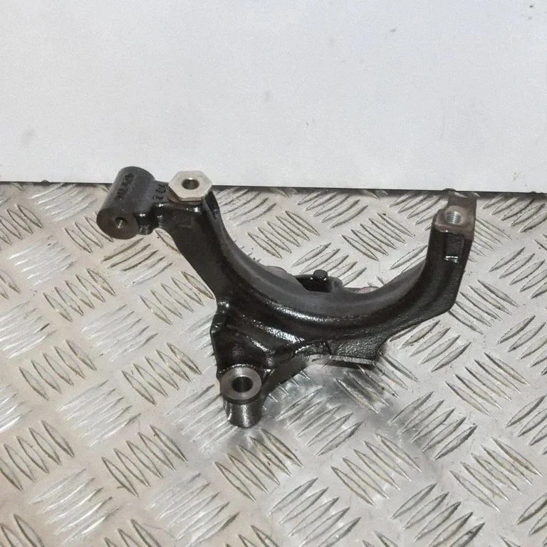Kita variklio skyriaus detalė