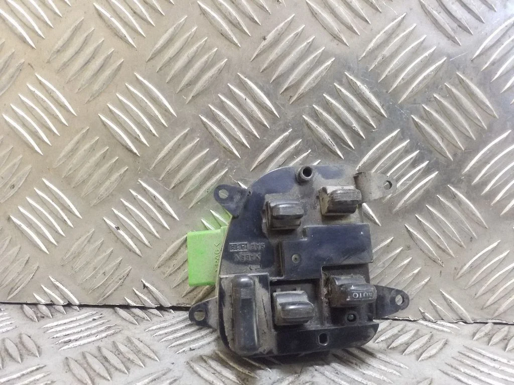 Elektrinių langų jungtukas