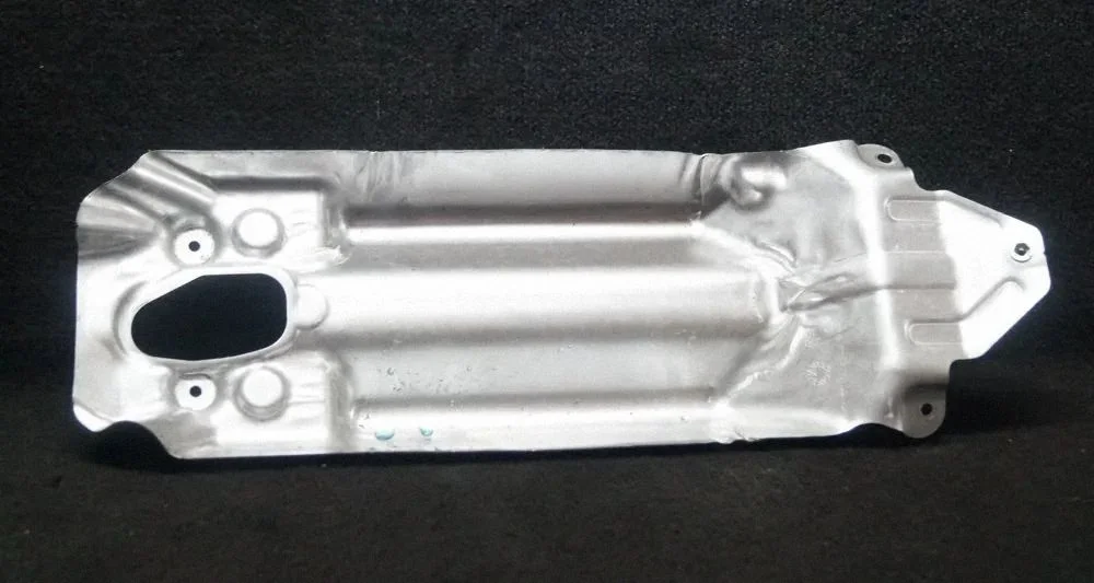 Kita variklio skyriaus detalė