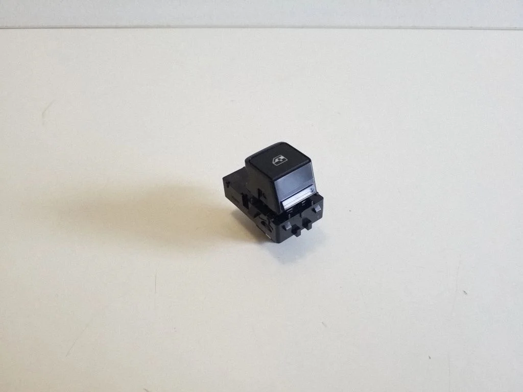 Elektrinių langų jungtukas