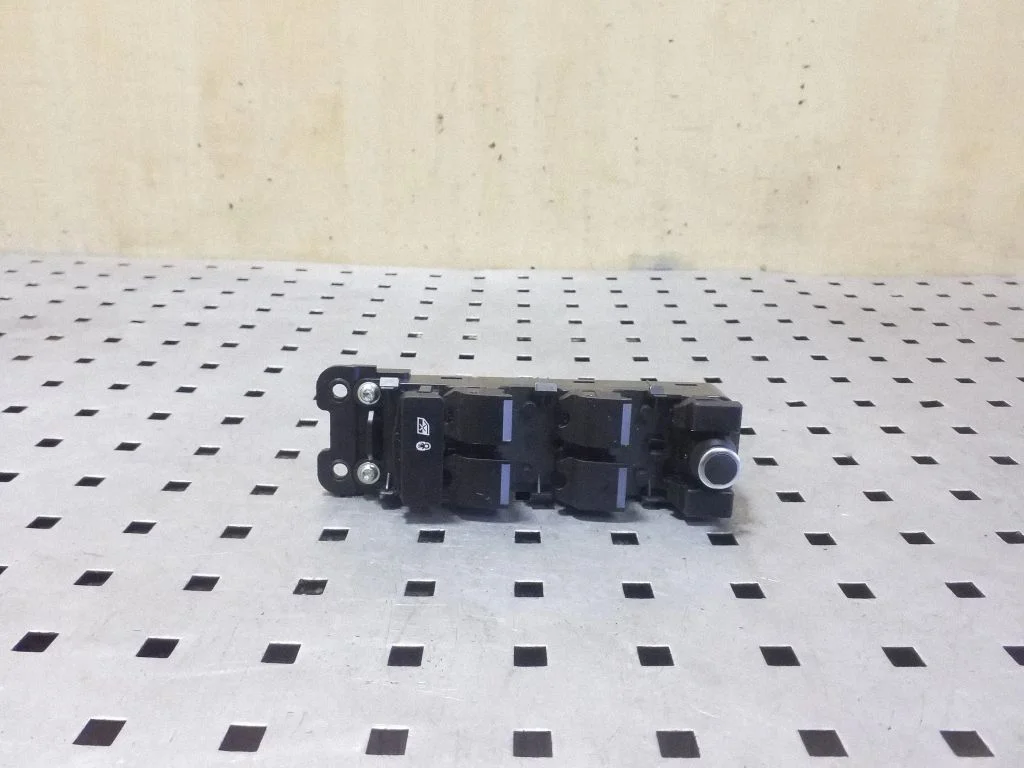 Elektrinių langų jungtukas