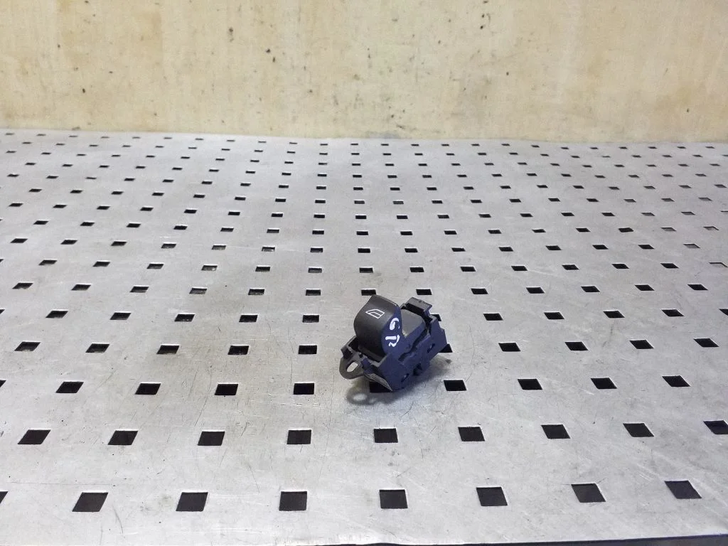 Elektrinių langų jungtukas