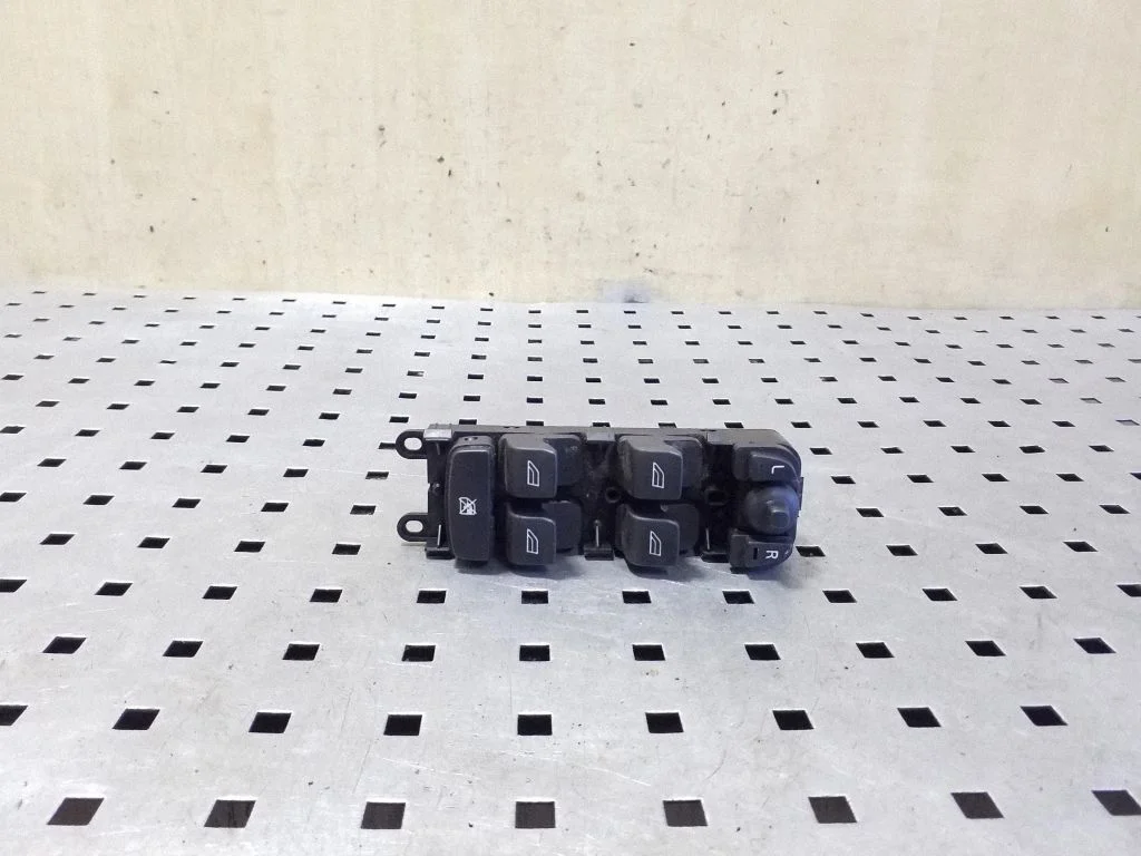 Elektrinių langų jungtukas