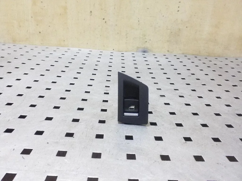 Elektrinių langų jungtukas